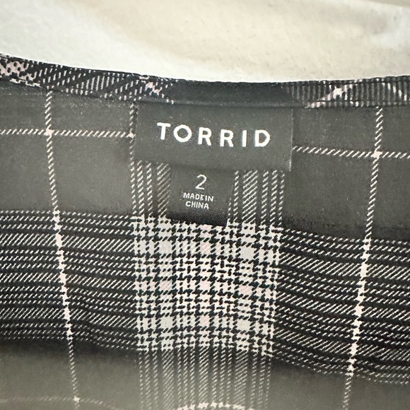 Plaid blouse - Picture 2 of 4